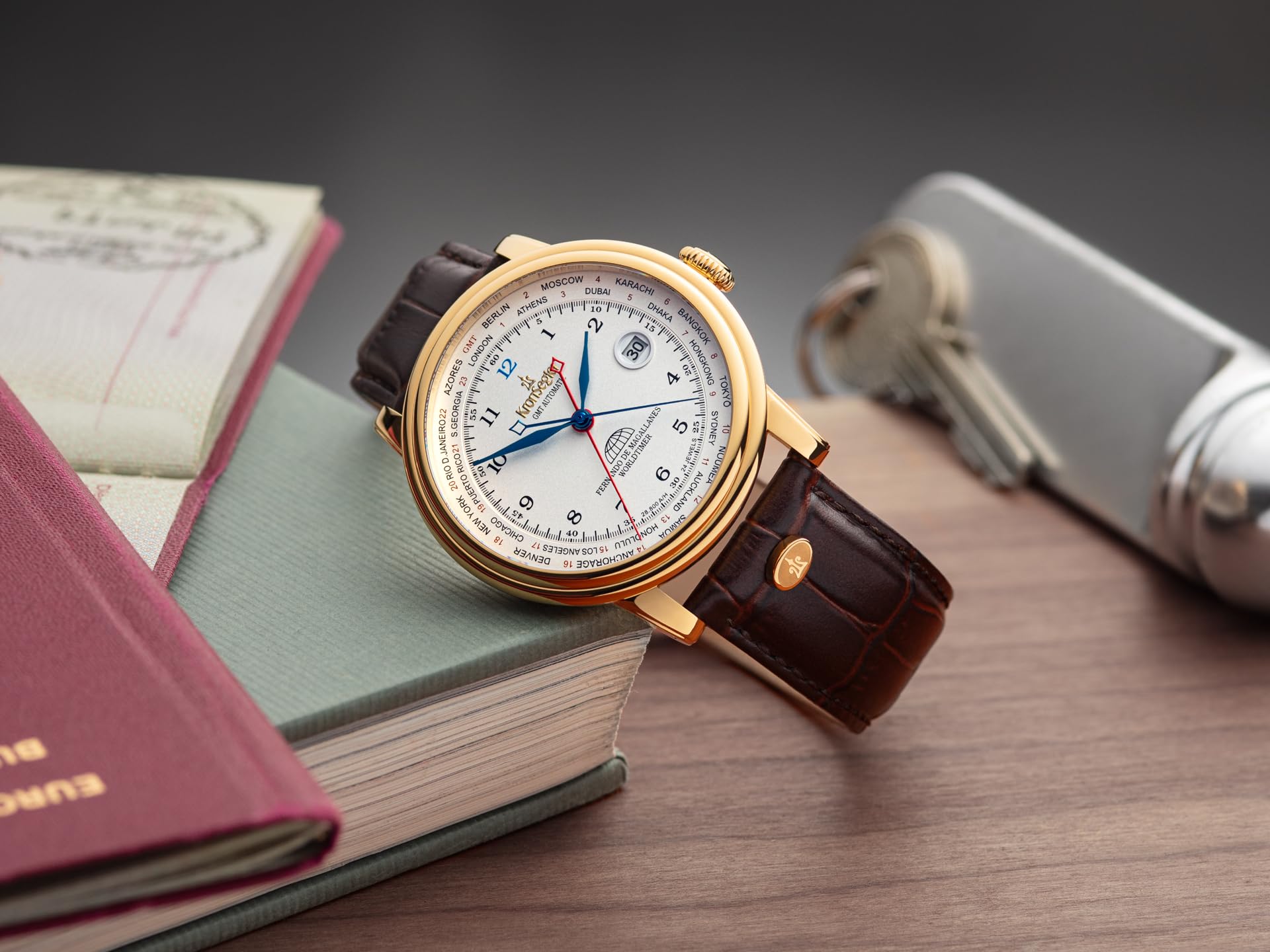 Kronsegler Fernando de Magallanes Orologio da uomo oro – bianco | Orologio automatico con Flyer GMT – secondo fuso orario | con vetro zaffiro, cinturino in pelle e fibbia deployante