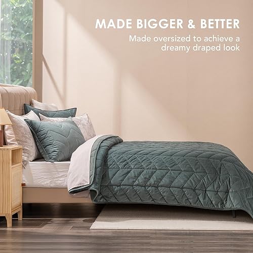 Miniatura 3 de Evergrace - Juego de edredón de terciopelo tamaño King de matelasse, ultrasuave, liviano, extragrande, todas las estaciones, juego de 3 con 2 fundas