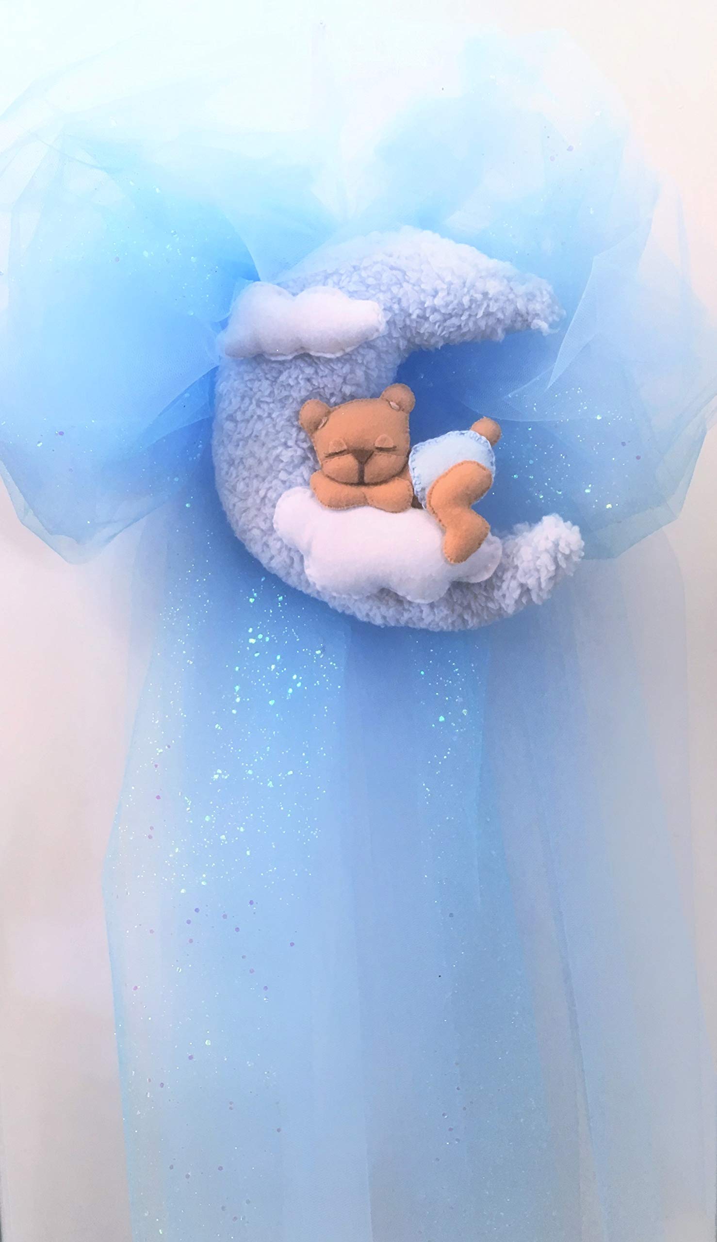 Fiocco nascita bimbo (Azzurro). realizzato interamente a mano, per rendere speciale la nascita della tua bambina o bambino con elementi in morbido peluche e pannolenc