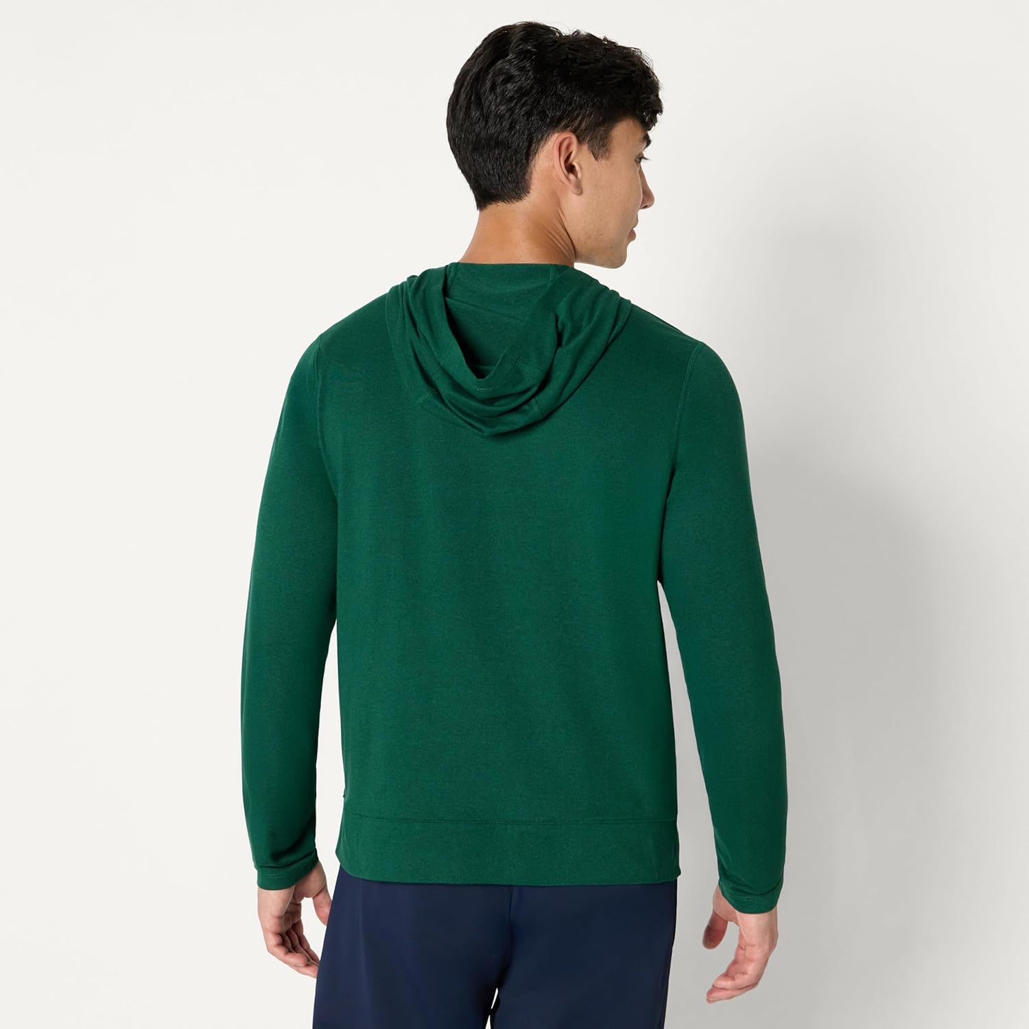 Amazon Essentials Mens Athletic Soft Performance Lightweight Gym Workout Hoodie Sweatshirt - Image 3