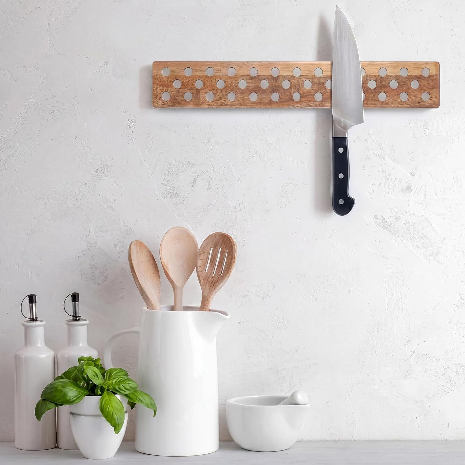 BreezeHug Magnetic Wooden Knife Bar Holder Strip, 16 Inch, Magnetic Knife Holder for Wall, Acacia Wood Knives Magnetics Strip Use As Bar, Knives Storage for Kitchen Utensil Organizer