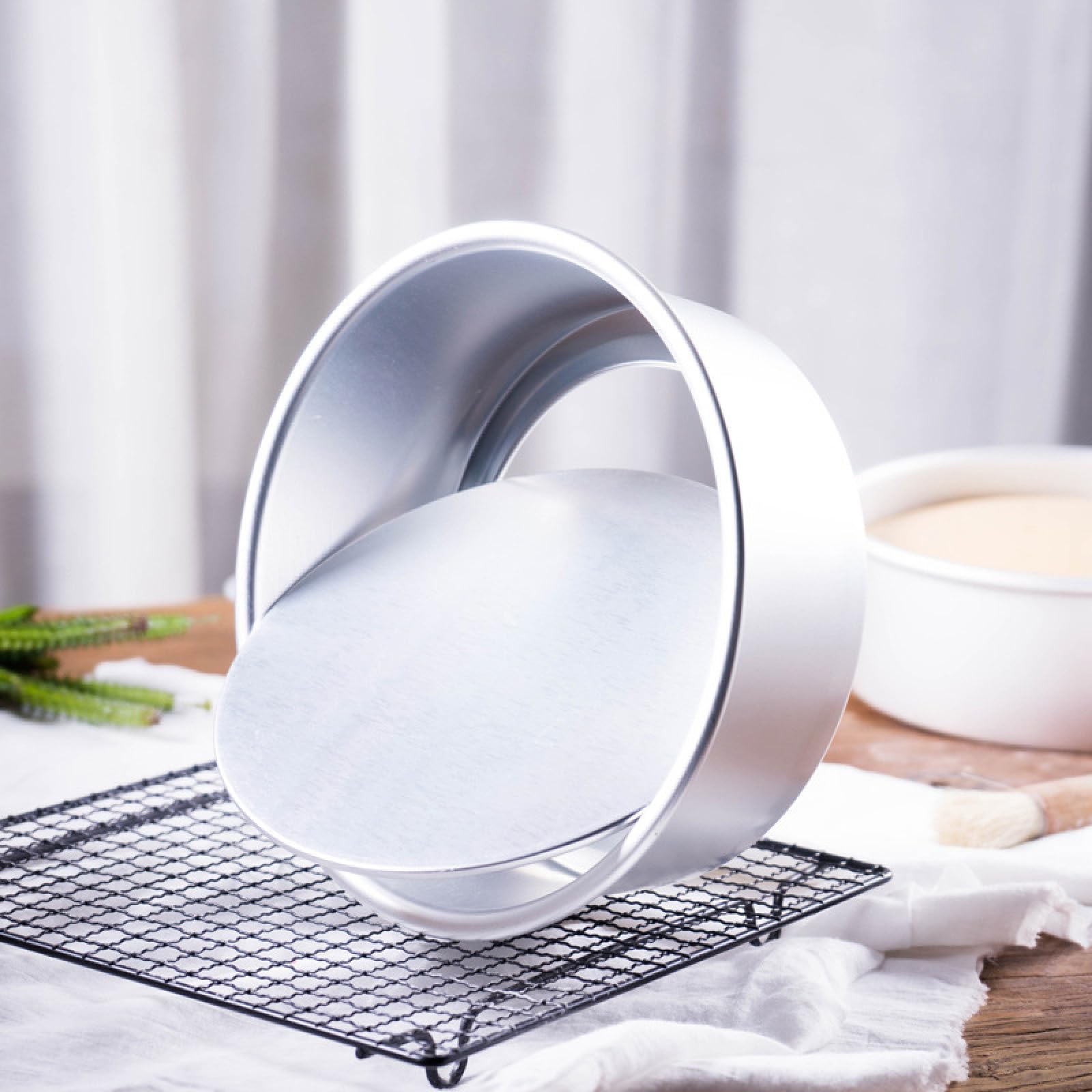SagaSave Molde redondo de aluminio para hornear con base suelta, molde antiadherente para tartas de cumpleaños con parte inferior extraíble para cocinas, panaderías (12 pulgadas)