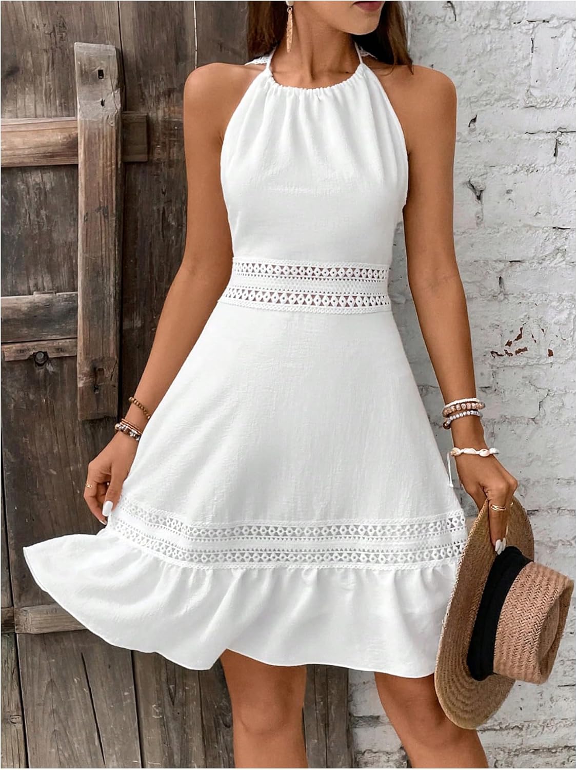 Floerns Women's Contrast Lace Sleeveless Halter Dress Backless Vacation A Line Dress