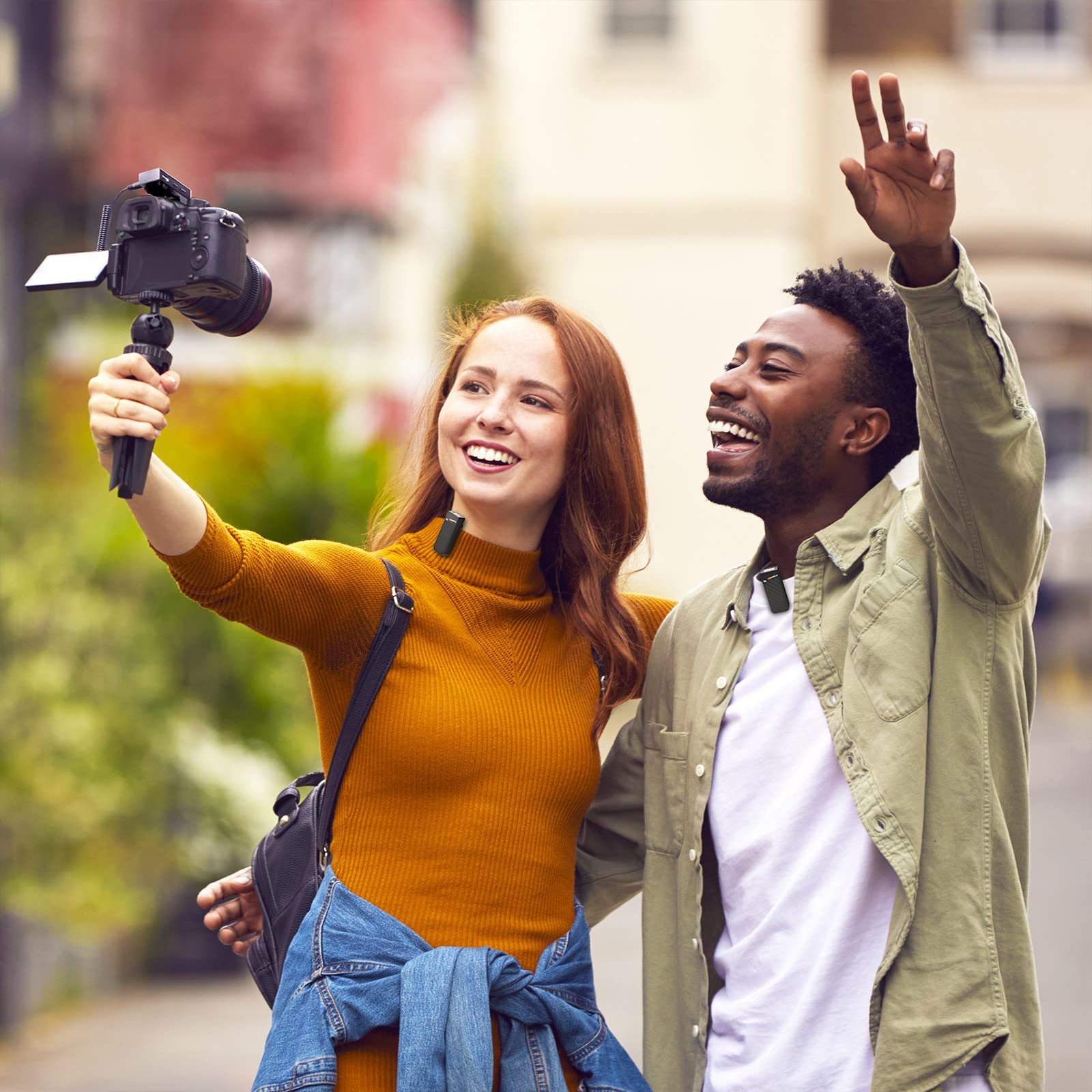 Comica Vimo C3 Lavalier Sistema de micrófono inalámbrico, transmisor dual y 1 micrófono de solapa receptor para entrevistas, transmisión en vivo y vlogging, compatible con teléfonos inteligentes y cám