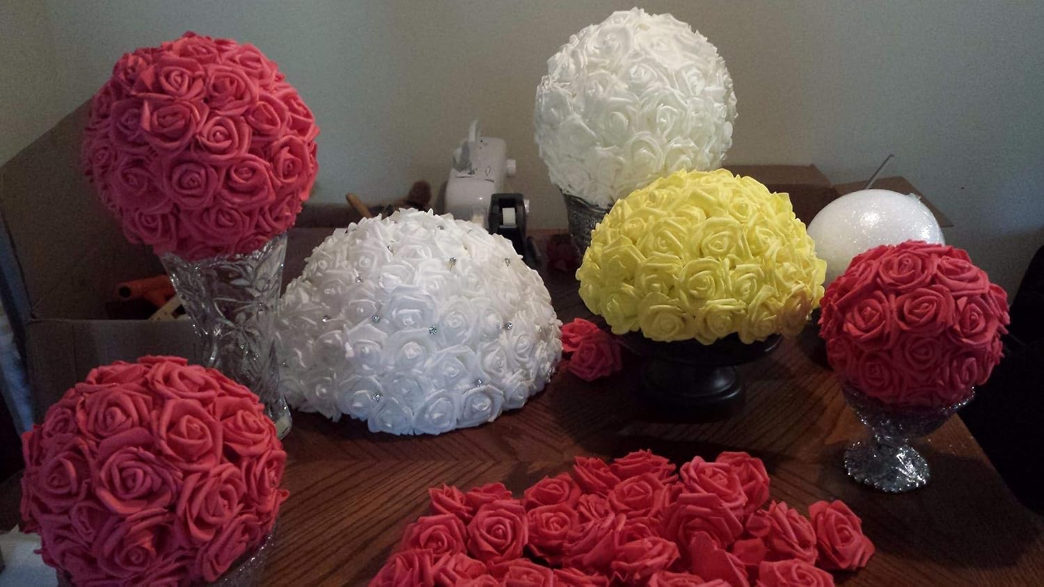 3 x 1.6 x 3 inches 100pcs DIY Real Touch 3D Artificial Foam Rose Head Without Stem for Wedding Party Home Decoration (Red) image 4