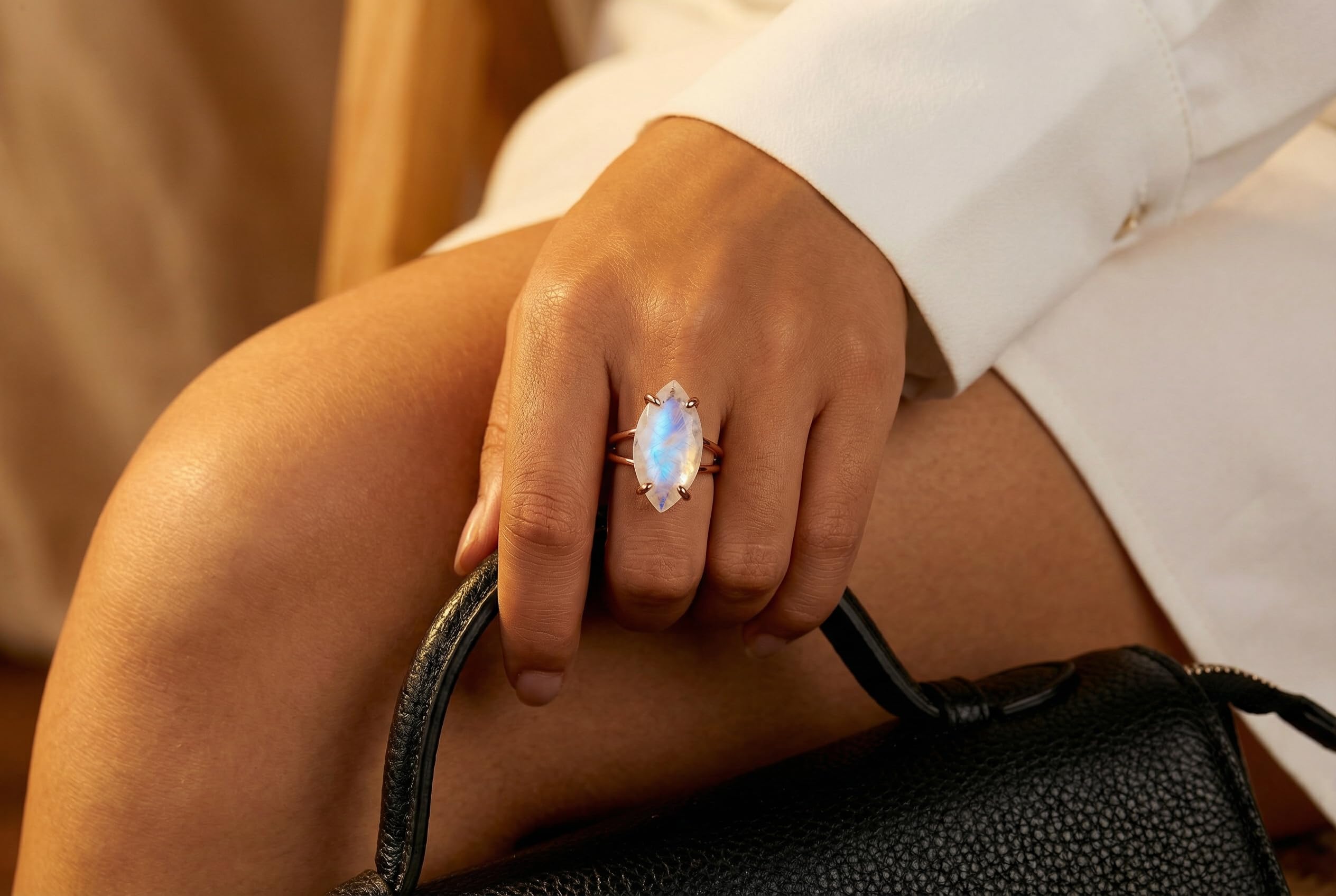 Anillos de Mujer con Encanto de Anemone Jewelry - Anillos de Piedra de Luna Marquesa en Oro de 14k - Anillos de Oro de 14k Hechos a Mano para Mujer - Caja de Regalo - Grabado Disponible