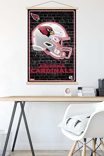 Miniatura 5 de Trends International NFL Arizona Cardinals - Póster de pared con casco neón, 22.375 x 34 pulgadas, impresión prémium y colgador de madera de haya