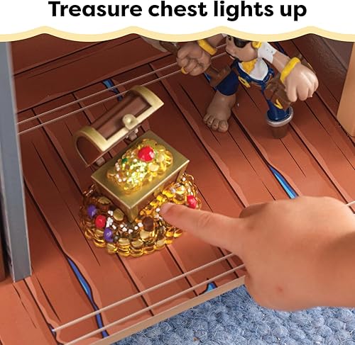 Miniatura 6 de KidKraft Pirate's Cove - Juego de barco de madera con luces y sonidos, piratas y accesorios de 17 piezas, regalo para mayores de 3 años