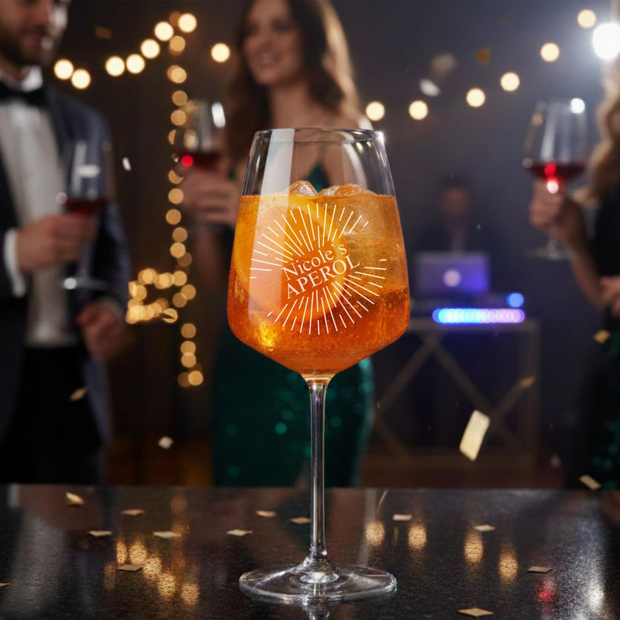 Aperol Spritz Glas mit Name - Personalisiertes Weinglas mit Gravur | Aperol Glas mit Wunschname | Geschenk Freundin Geburtstag Muttertag | Lasergravur (Sunburst)