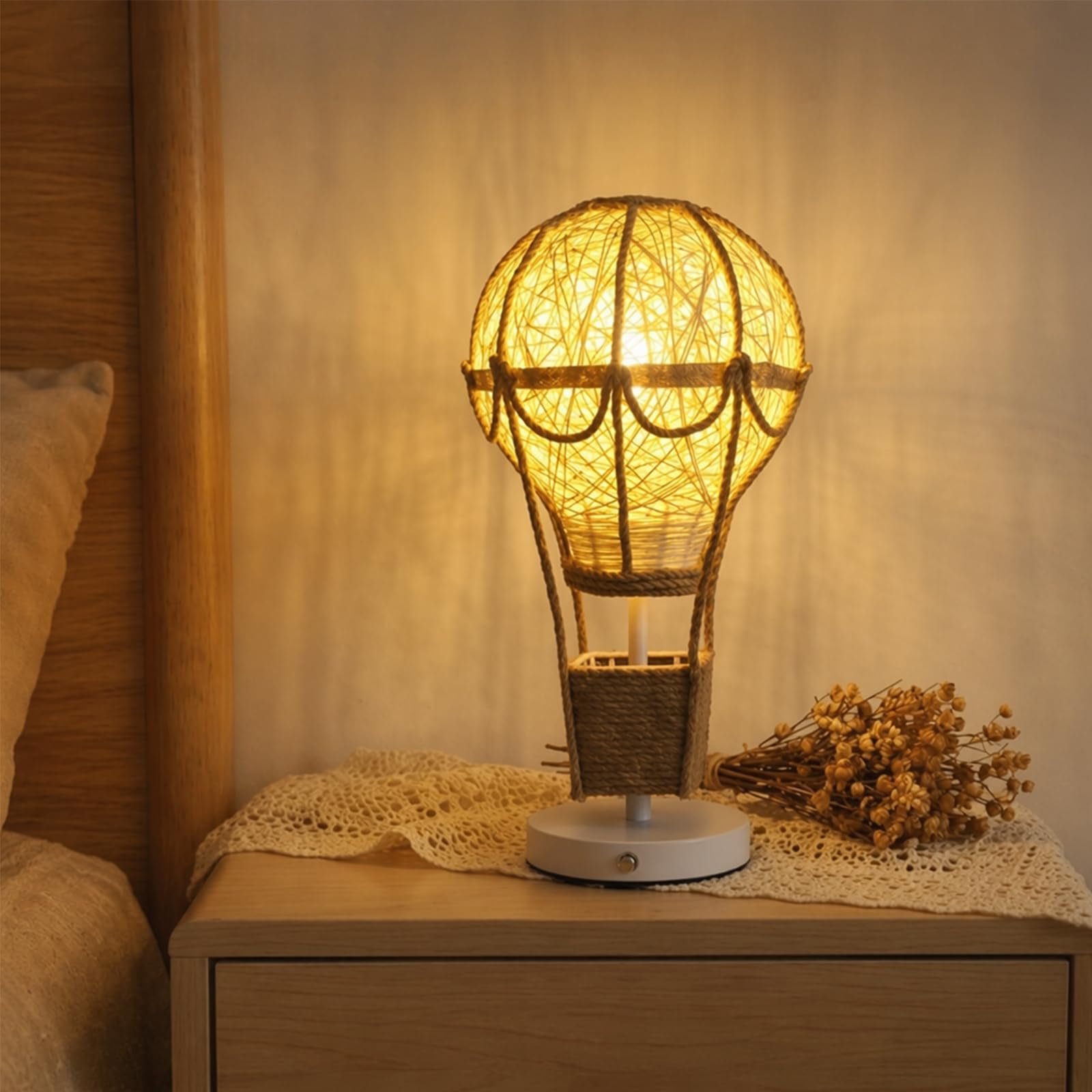 Lampada a Mongolfiera in Rattan e Canapa, Luce Calda Diffusa, Decorazione Boho Unica e Romantica per Camera e Soggiorno