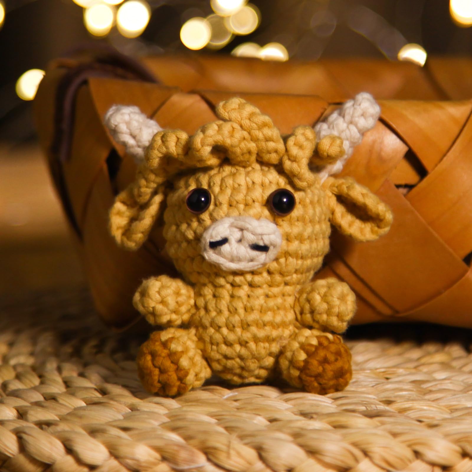 Zestaw szydełkowy dla początkujących, krowa Highland, łatwa nauka szydełkowania pluszaków, prezent Amigurumi dla dorosłych i dzieci (powyżej 12 lat), zestaw do robienia na drutach z szydełkiem