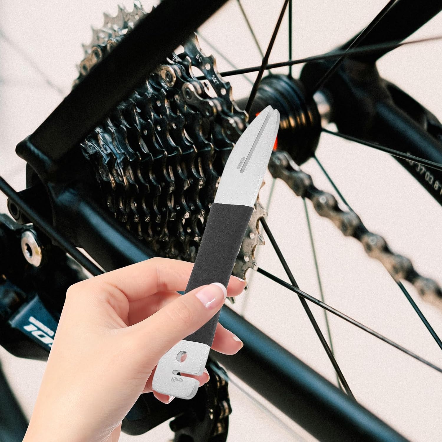 BESTonZON Multi-function Bike Brake Wrench for Precise Alignment of Brake Pads Stainless Steel Bicycle Repairing Tool Enhancing Safety for Cyclists with Disc Maintenance