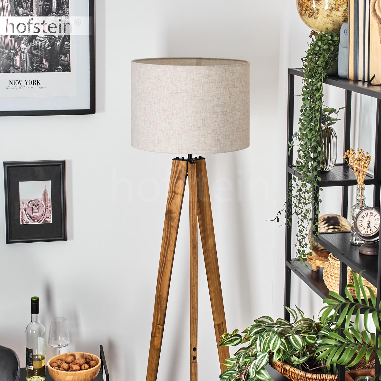 Lámpara de pie Bassagoda, de madera/metal/tela en color natural/negro/beige, lámpara de diseño escandinavo con pantalla de tela (Ø 40 cm) e interruptor de pie, altura 161 cm, 1 x E27, sin bombilla