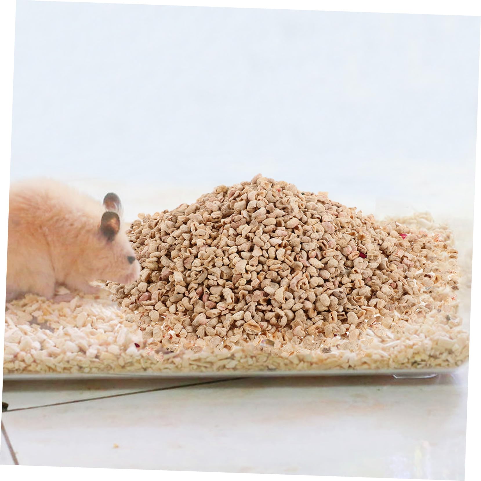 Toyvian Lettiera per Criceti Fiori, Piante e Tutoli di Mais, 1000g, per Gabbia e Habitat, Aiuta a Regolare la Temperatura in Estate Colore Casuale