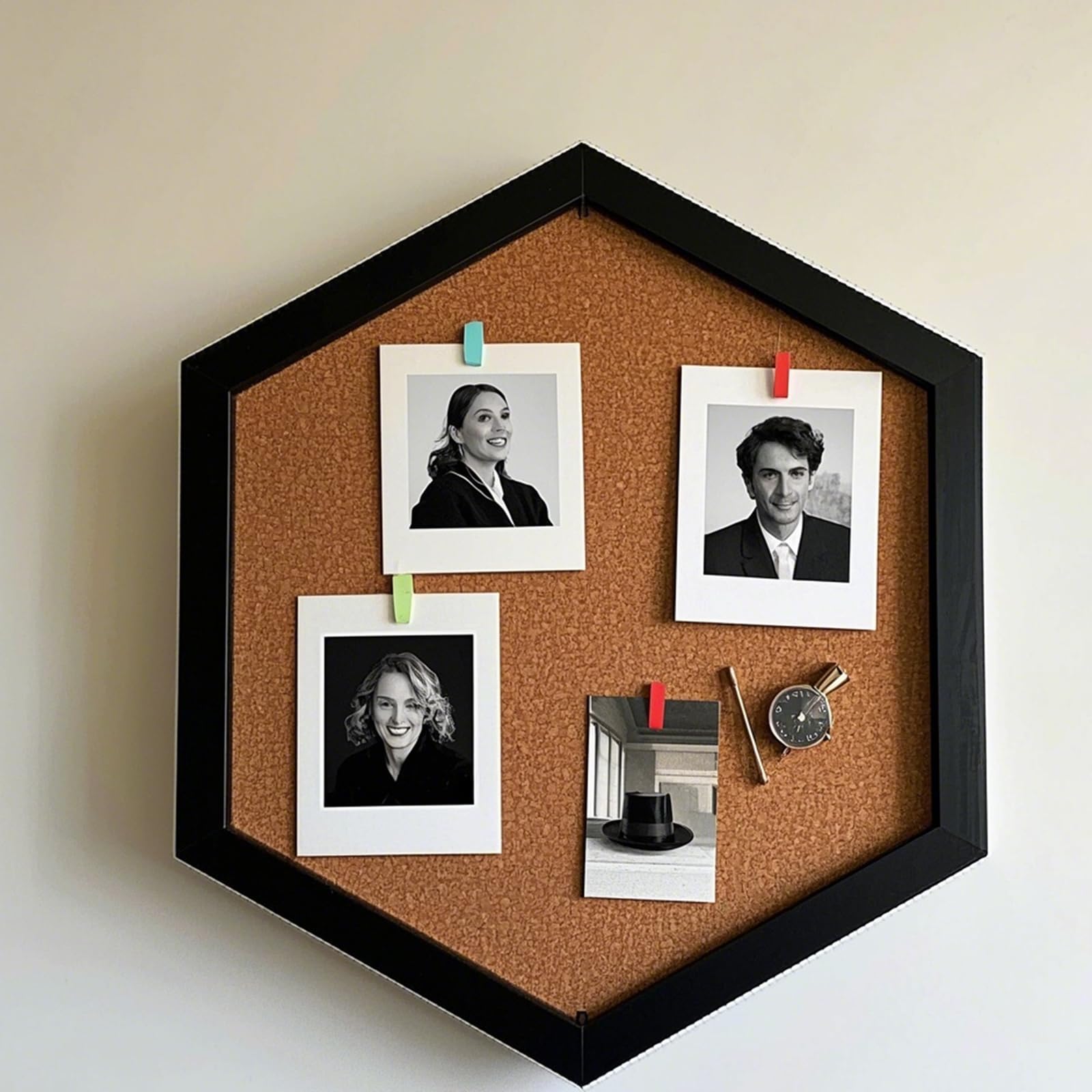 HAKZEON Lot de 6 tableaux d'affichage hexagonaux en liège avec cadre noir, tableau d'affichage hexagonal épais et moderne avec 48 punaises pour la maison, le bureau, l'école