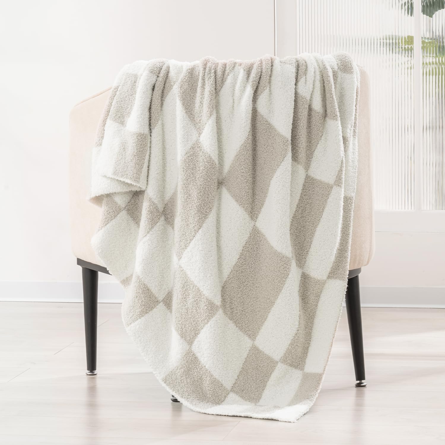 EVERGRACESuper Soft Checkered Knit Throw Blanket for Couch, Cozy Fluffy Plush Fuzzy Microfiber Check Checkerboard Chenille Knitted Blanket and Throws for Bed, Chair, Home Decor, Cream, 60"x80"