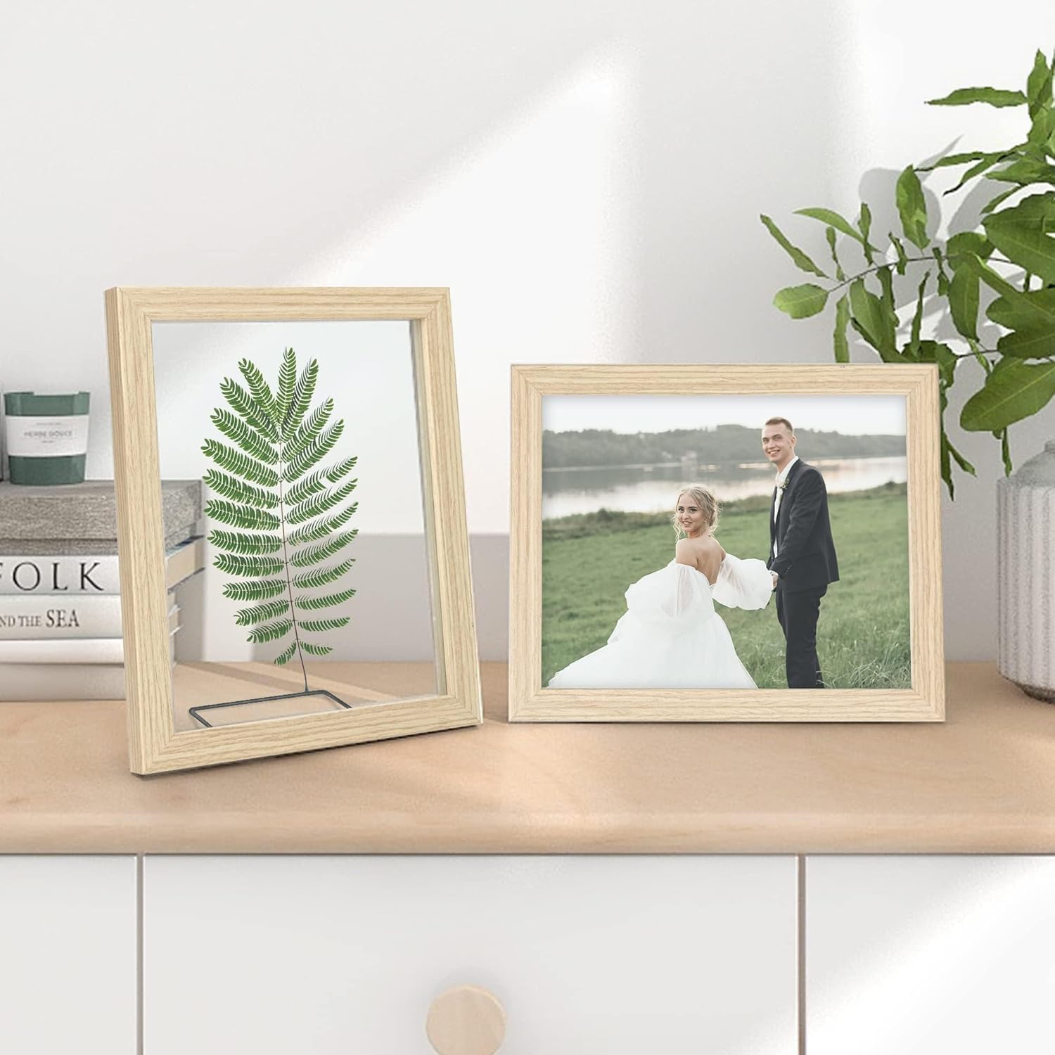 SUMGAR Doppio Vetro Cornice Foto 20x25 Fluttuante Legno Naturale Set da 2 | Set da 2 con doppio vetro effetto sospeso e clip incluse, adatto a foto o fiori secchi, da tavolo o parete
