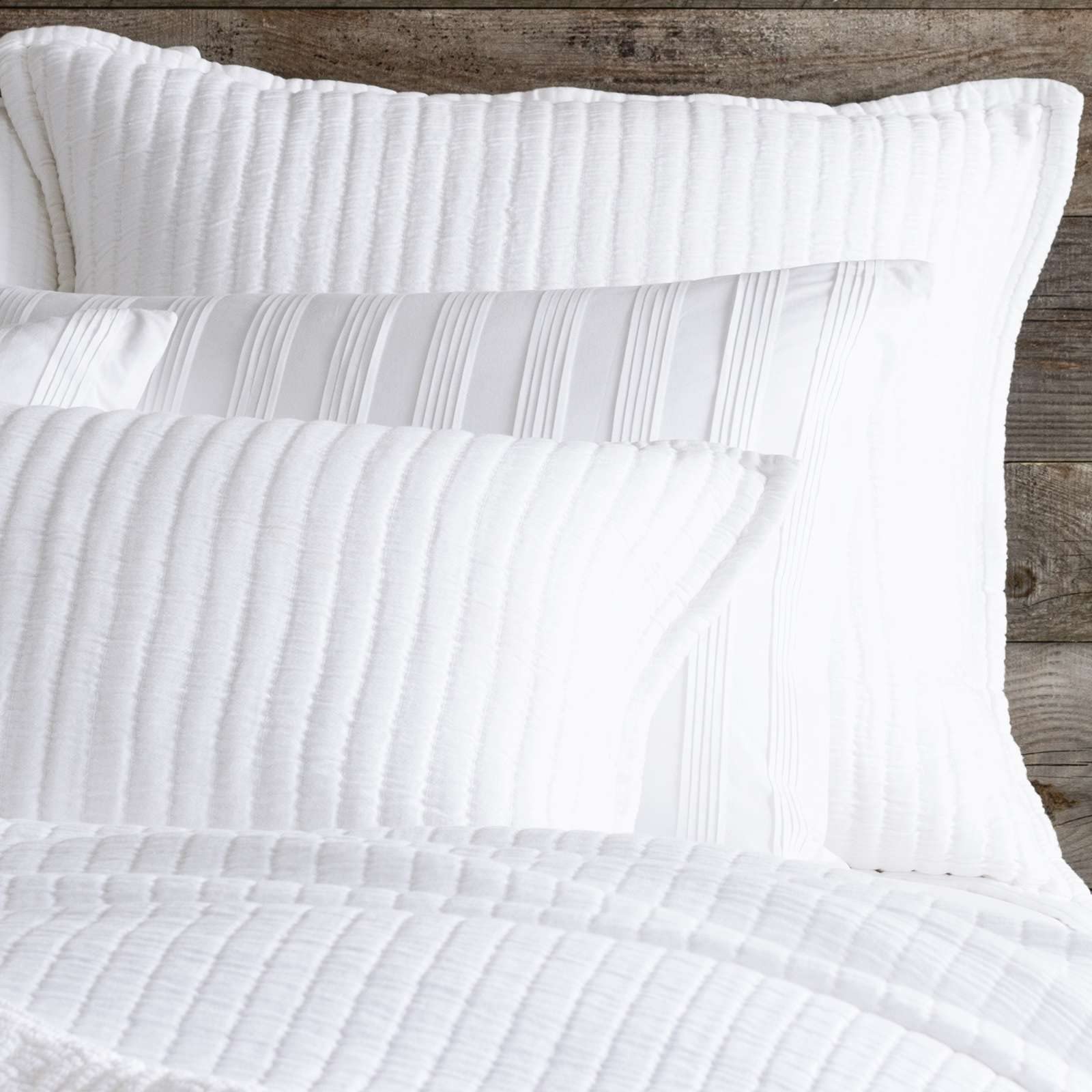 Pine Cone Hill Boyfriend White Matelasse Sham, Standard Size, White Solid Pattern