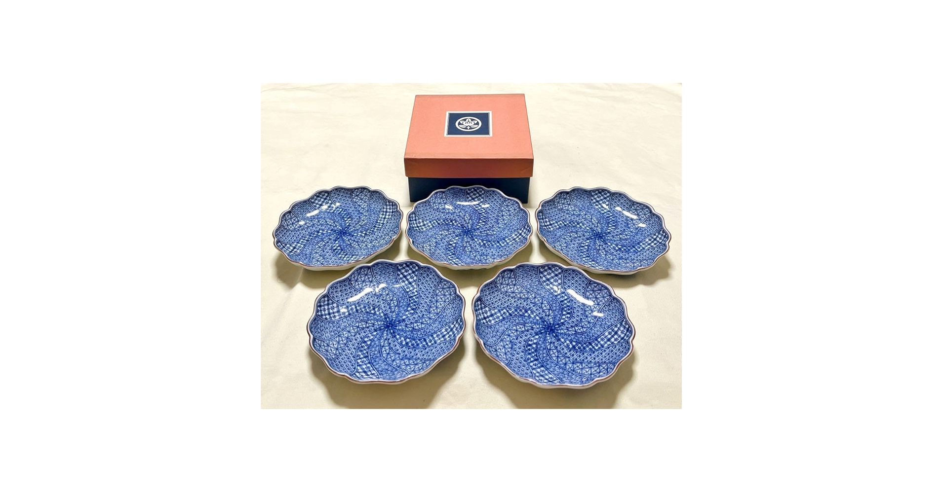 Amazon.co.jp: たち吉橘吉 染付捻祥瑞 輪花中皿5枚 縁起銘々皿