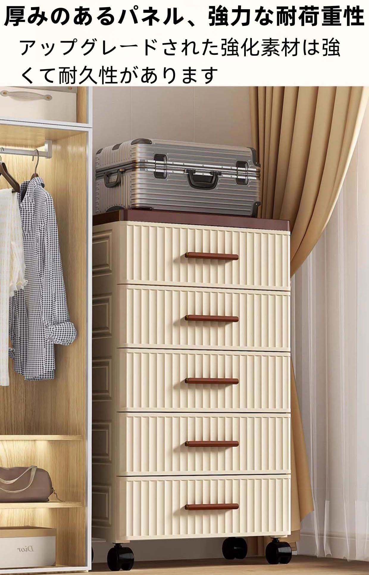 茶色のプラスチック収納ボックス 手のひらサイズ