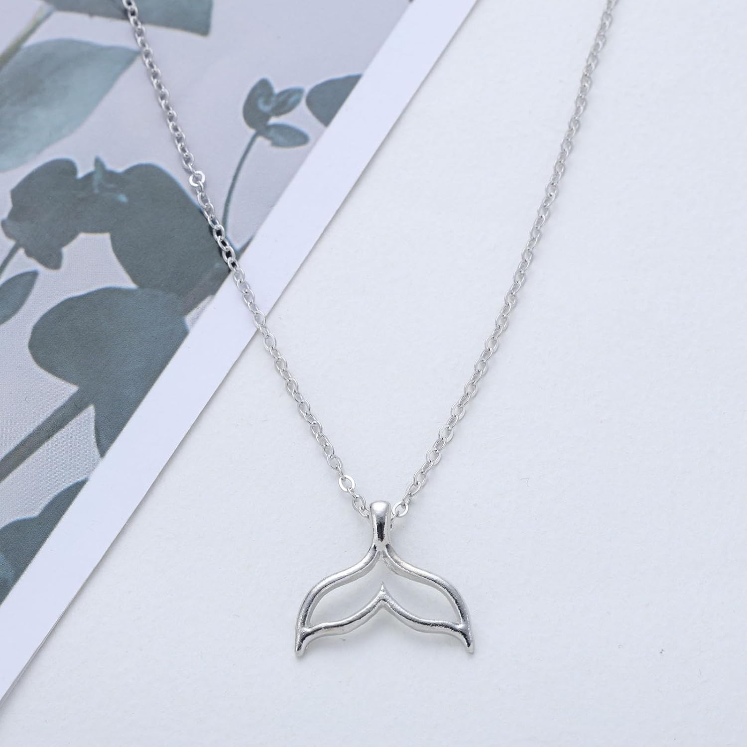 Boho Whale Tail Pendant Necklace Gold Mermaid Tail Necklace Choker Minimalist Hollow Fishtail Necklaces Chain Jewelry for Women - Image 4