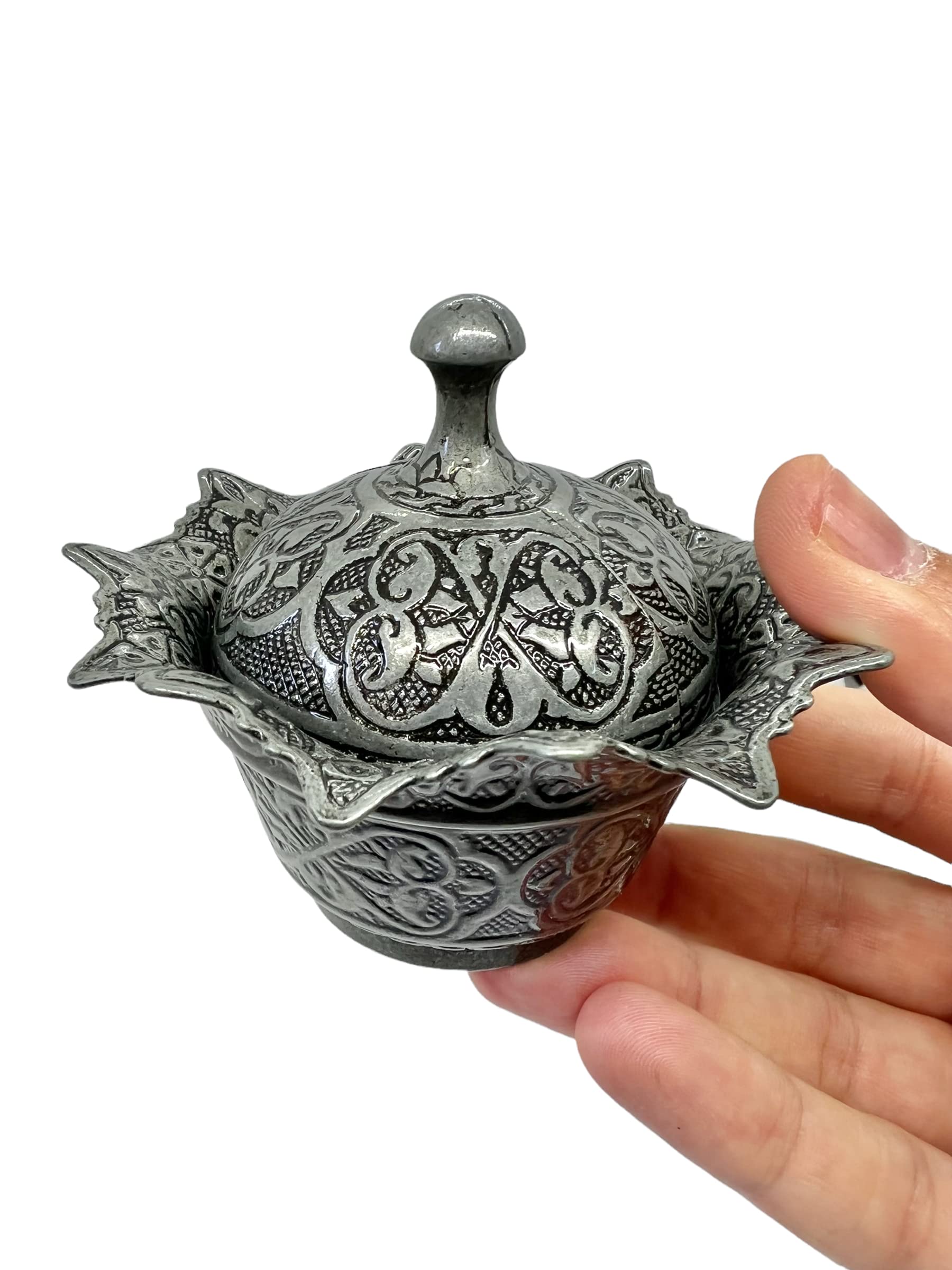 Alisveristime Kapaklı Metal Şekerlik – Osmanlı Motifli Gültaş Küçük Sunum Kasesi, Çikolata ve Lokum Kabı – Kahve Sunumları İçin Dekoratif Şekerlik (Siyah)
