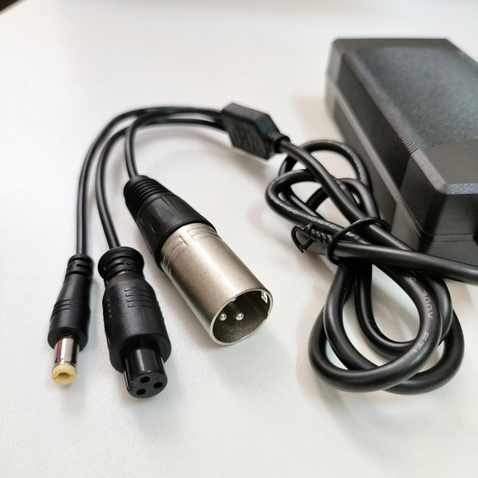 HERISKEER 29.4V Fast 3-in-1 Battery Charger (3 Plugs) Universal for 24V 25.2V 25.9V Lithium (NOT for Lead Acid) Battery Electric Board Scooter Wheelchair Gotrax Hover-1 Jetson etc Power Charger