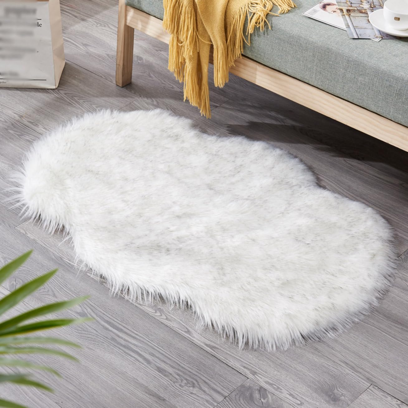Amazon｜[ZS2L7] ムートンクッション 座布団 長毛 60*90cm