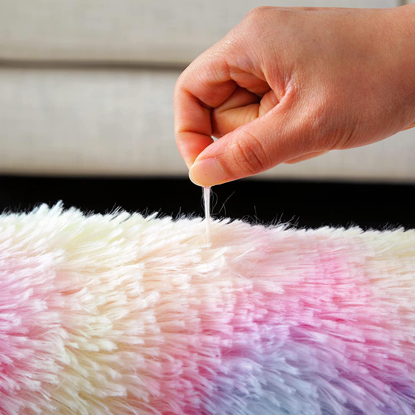 Moderno Tappeto Salotto Shaggy Morbido Fluffy Peloso finta pelliccia Carpet Non Perde Peli scendiletto Antiscivolo Fondo Tappeti Lavabile In Lavatrice Cameretta Camera Bambini (Arcobaleno, 60 * 120cm)