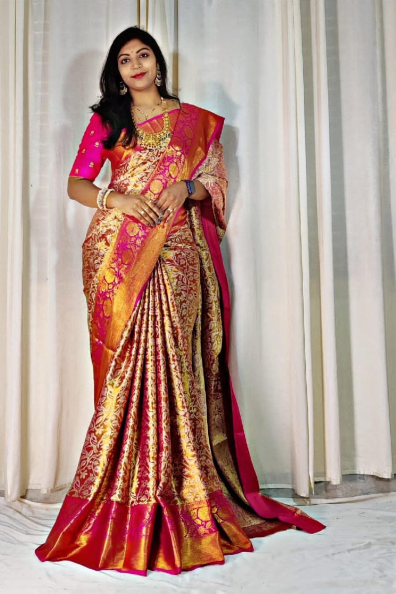 SGF11- Women's Kanjivaram Pure Soft Silk Handloom Saree Pure Golden Zari With Blouse Piece product image 2