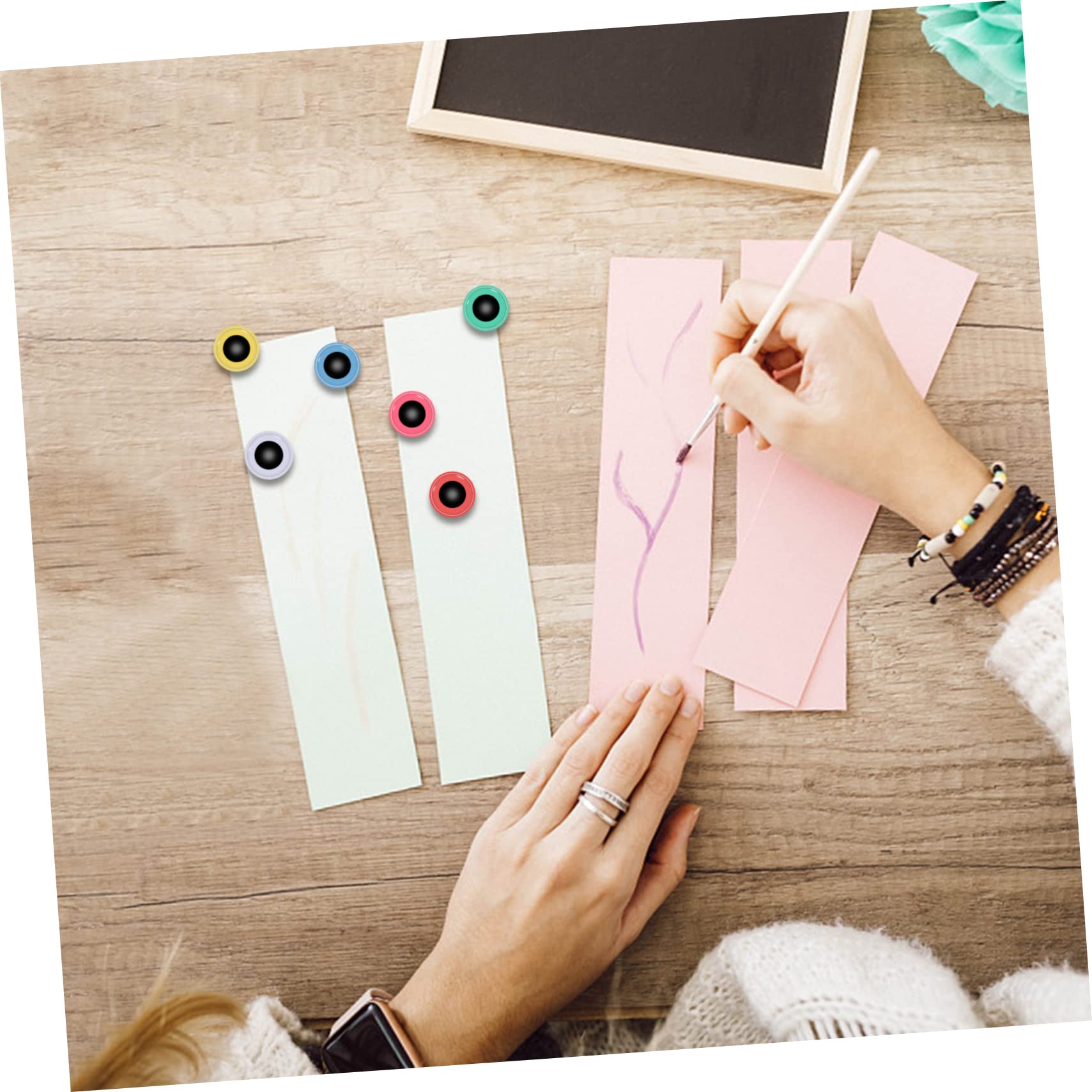 ERINGOGO Eyes 200pcs Plastic Eyes DIY Doll Supplies Boys and Girls Handicraft Toys