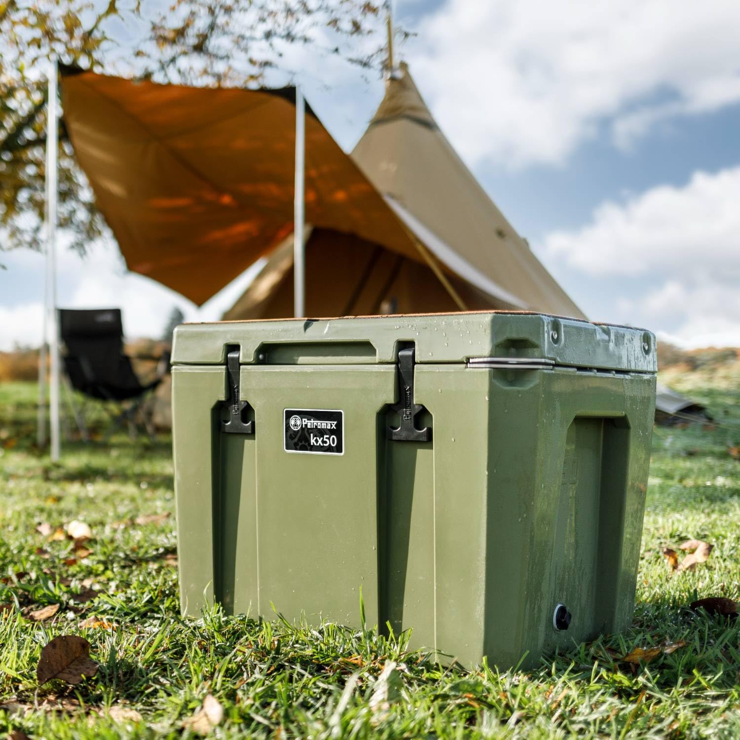 Amazon.com : Petromax Large Capacity Hard Cooler Box, Olive 52.8
