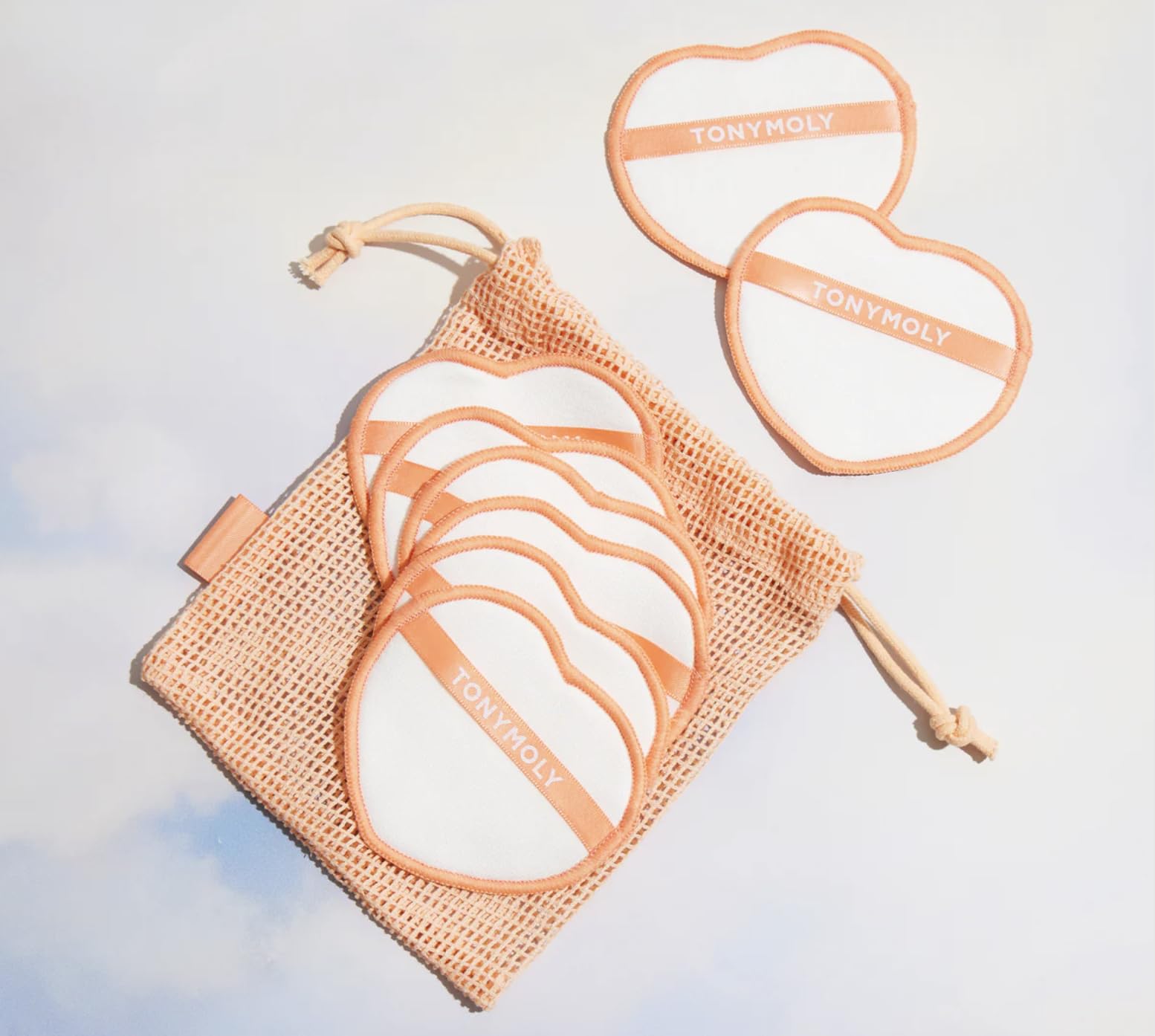 Re-Usable Cotton Rounds – 14 Heart-Shaped Eco-Friendly Makeup Pads with Storage Pouch, Gentle & Washable Skincare Cotton for Removing Makeup, Applying Toner, or Refreshing Skin
