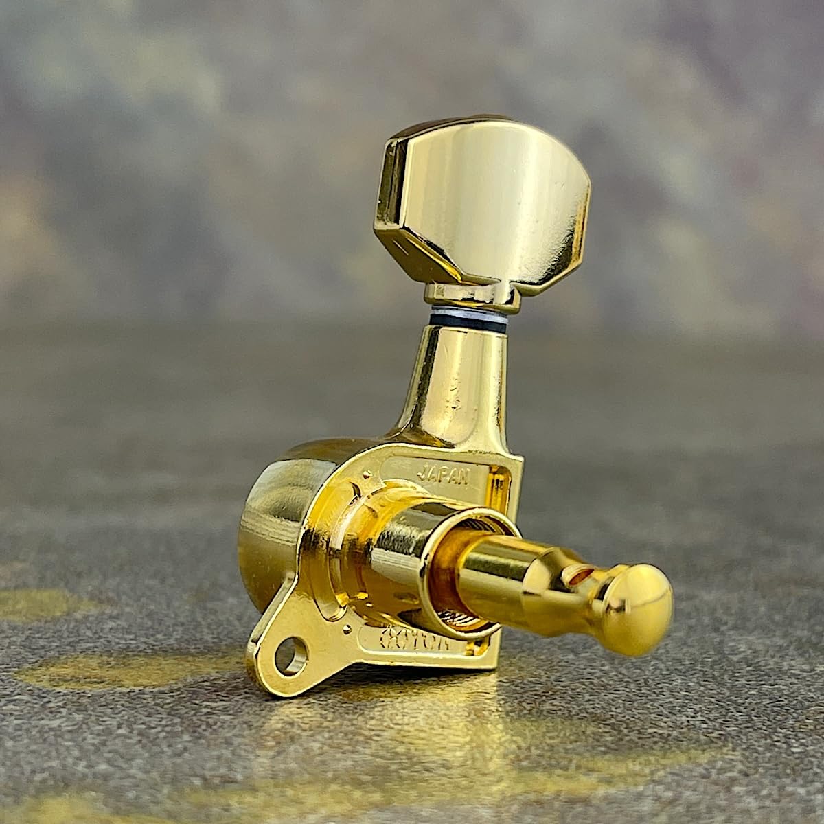 Gotoh Schaller-Style Knob Tuners (6-in-a-line) - Gold - SG381-07