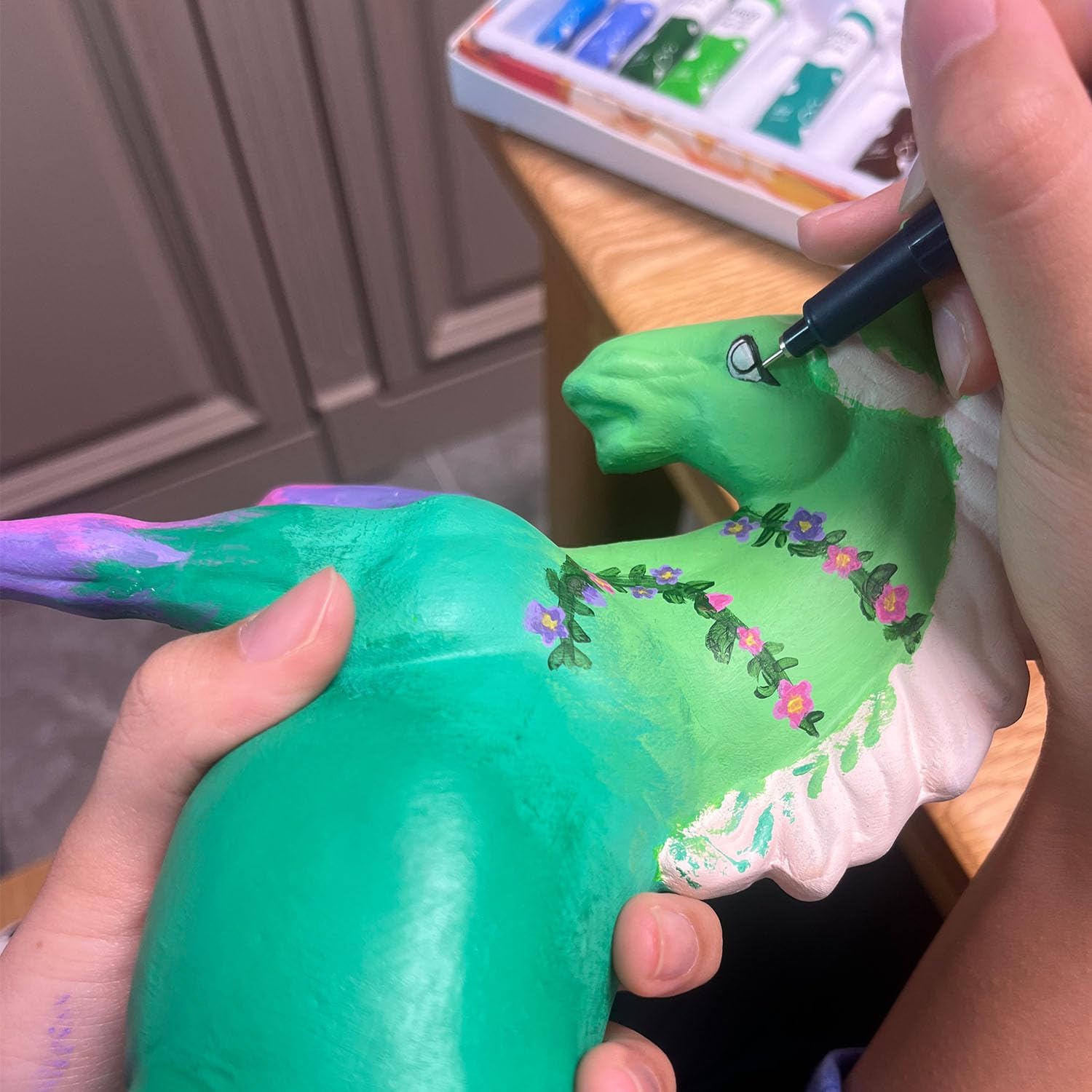 Paintable Handmade White Porcelain Horse Statue, Unglazed Ceramic Sculpture Ready for Painting, Ready-to-Paint Craft for Home & Office Décor