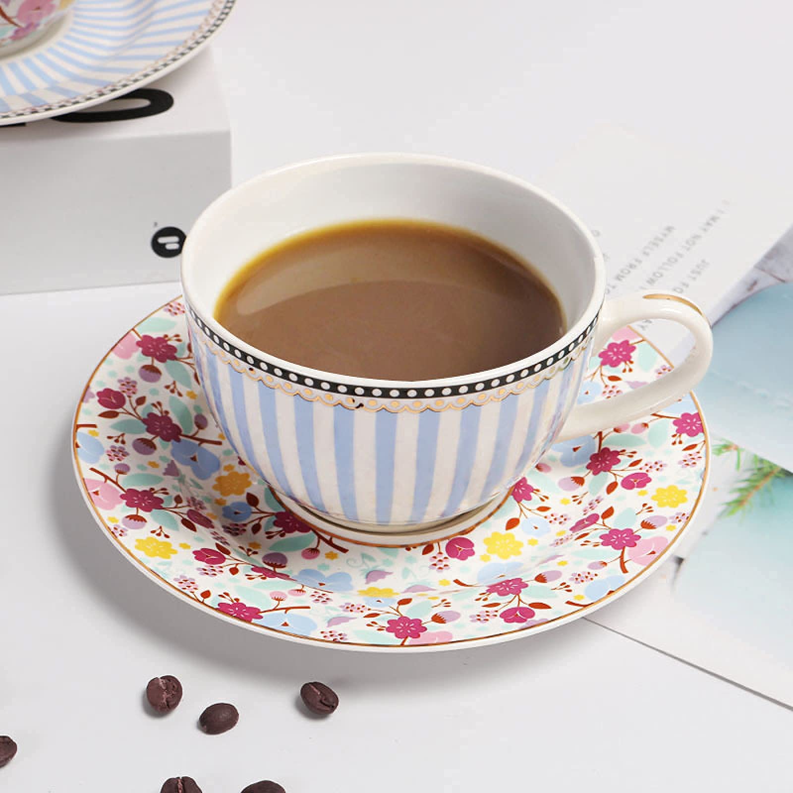 Loveramics - Egg cappuccino kop met schotel - set van 2 - 250ml - Berry