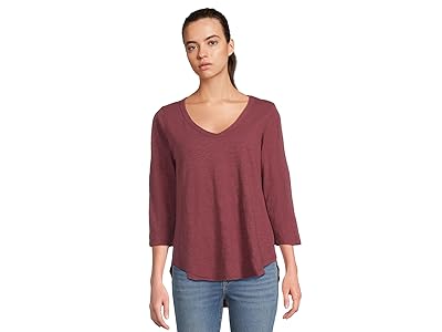Mod-o-doc 3/4 Sleeve V-Neck T-Shirts with Curved Hem Women