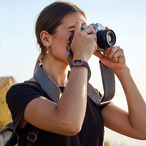 Miniatura 4 de Getino Bandas deportivas compatibles con Fitbit Charge 5Charge 6 mujeres hombres, correa transpirable suave impermeable accesorios de repuesto