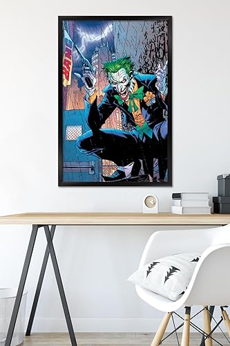 Miniatura 6 de Trends International DC Comics - Póster de pared de The Joker - Bang, 22.375 x 34 pulgadas, versión enmarcada en negro Versión enmarcada Barnwood