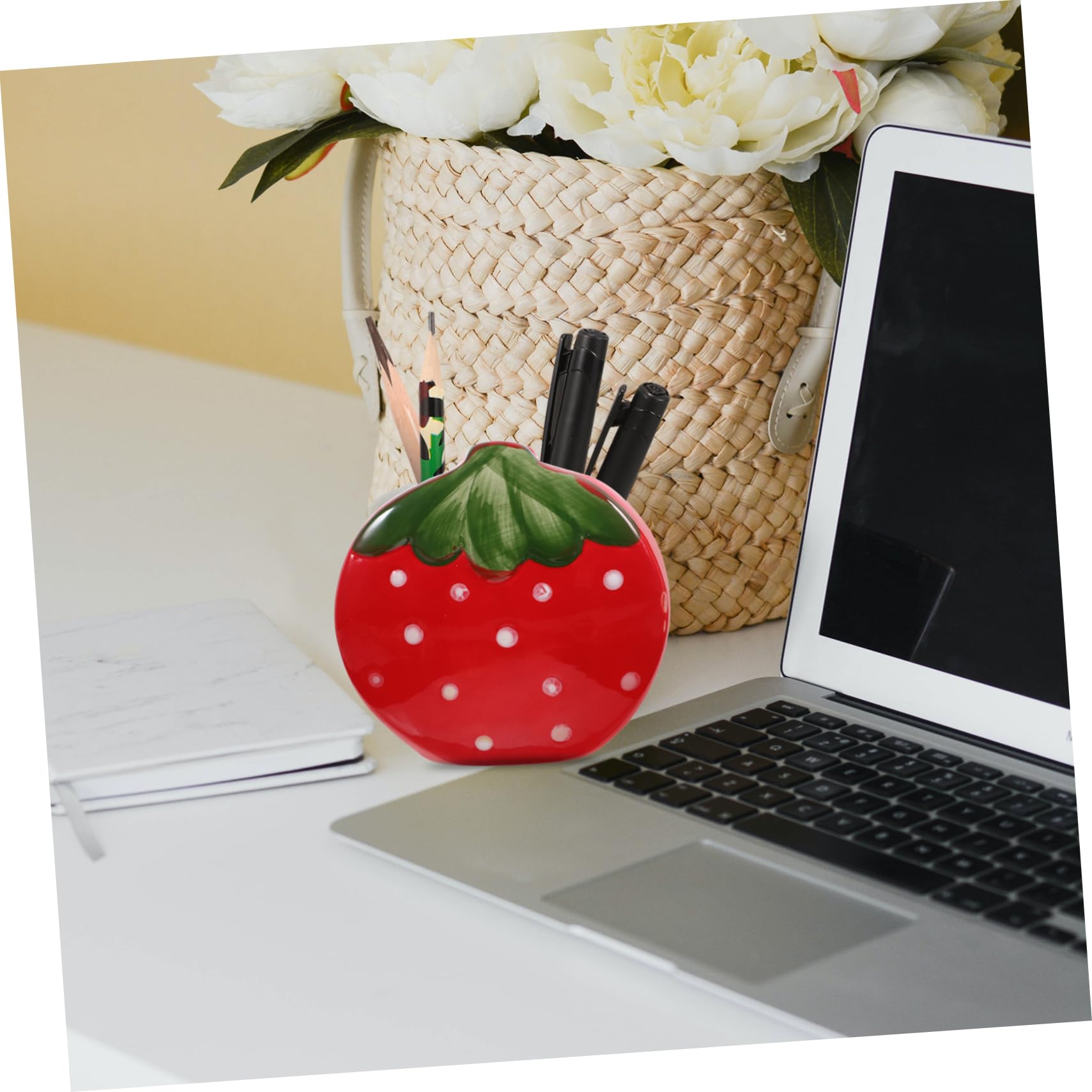 Housoutil 3 Pezzi Portapenne Alla Fragola Simpatici Portapenne Porta Della Penna Da Scrivania Organizzatore Desktop Porta Di Penna Multifunzionale Contenitore Per Penne Rosso Ceramica
