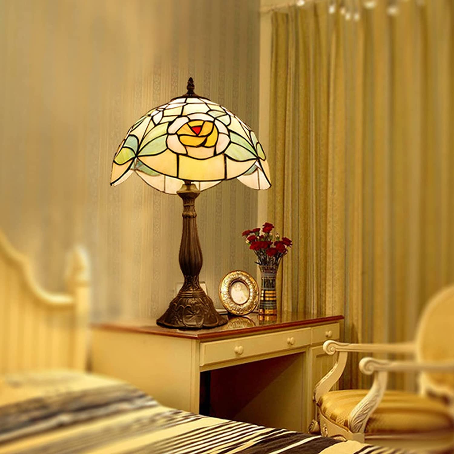 Tiffany Tiffany Table Table Lampa 12 -Calowa Różowa Różowa Vitrail Retro Lampa Pasterska Biuro Do Badań Barowych Oświetlenie