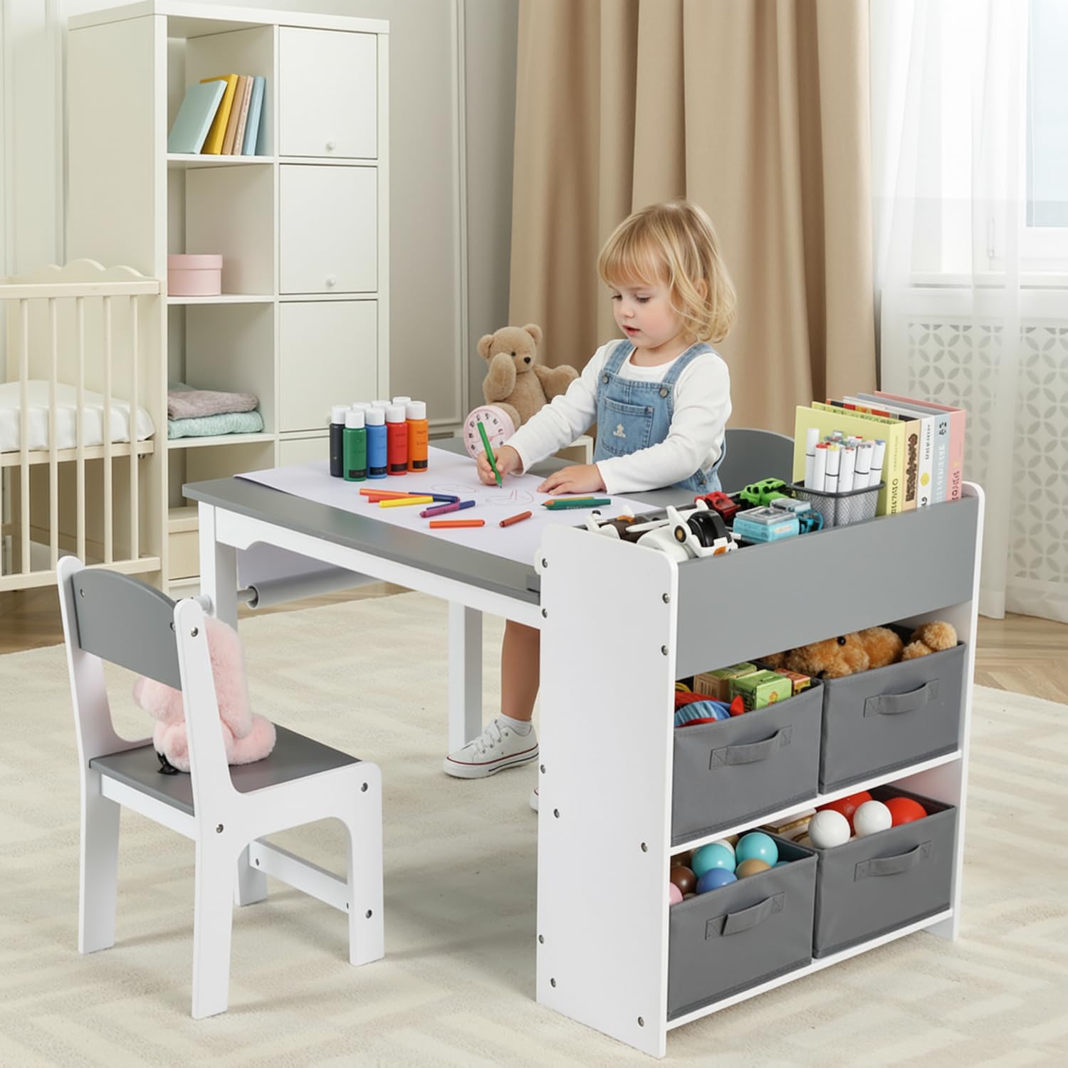 Kindertafel met opbergruimte en opbergvak