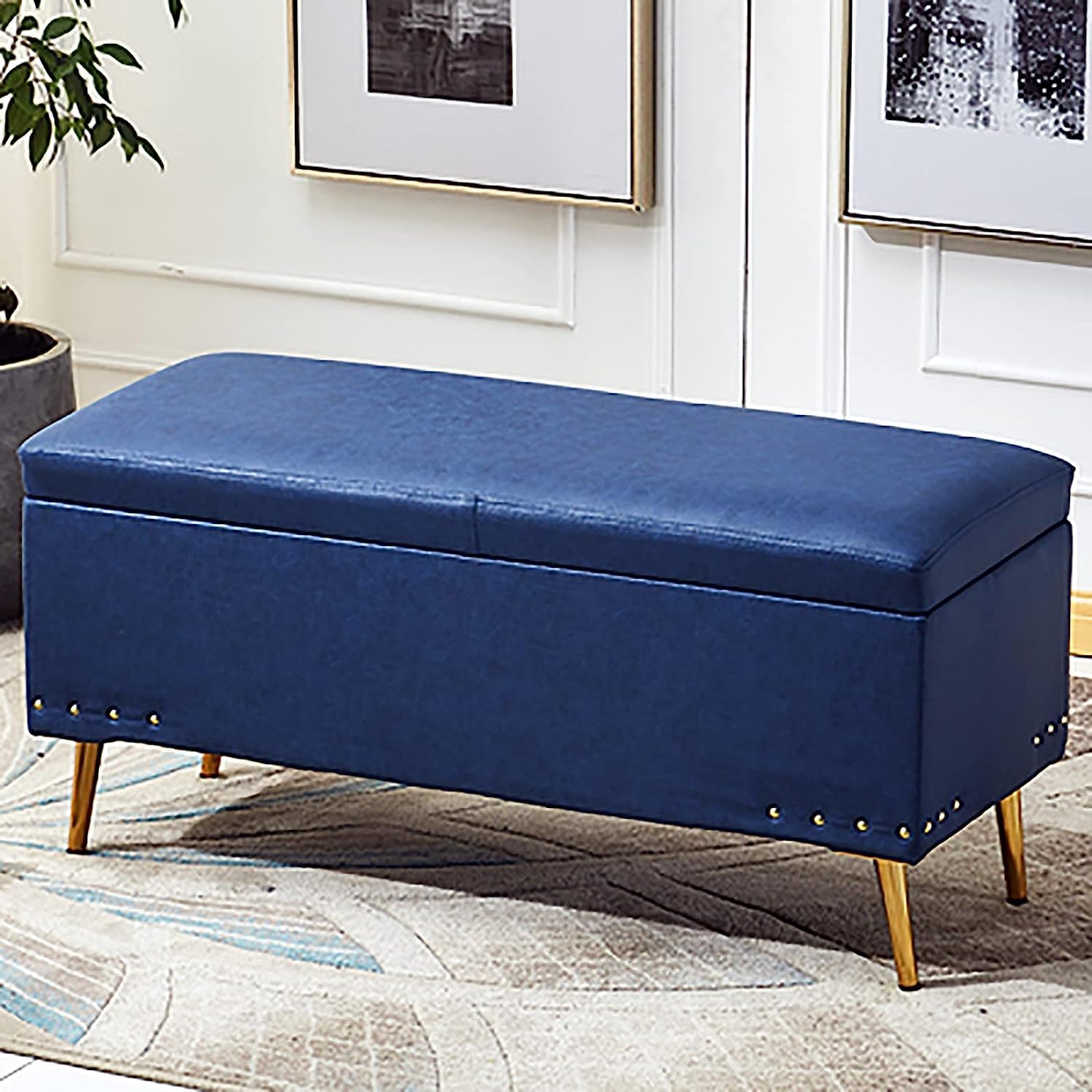 Banc de rangement en similicuir bleu un meuble moderne au design épuré