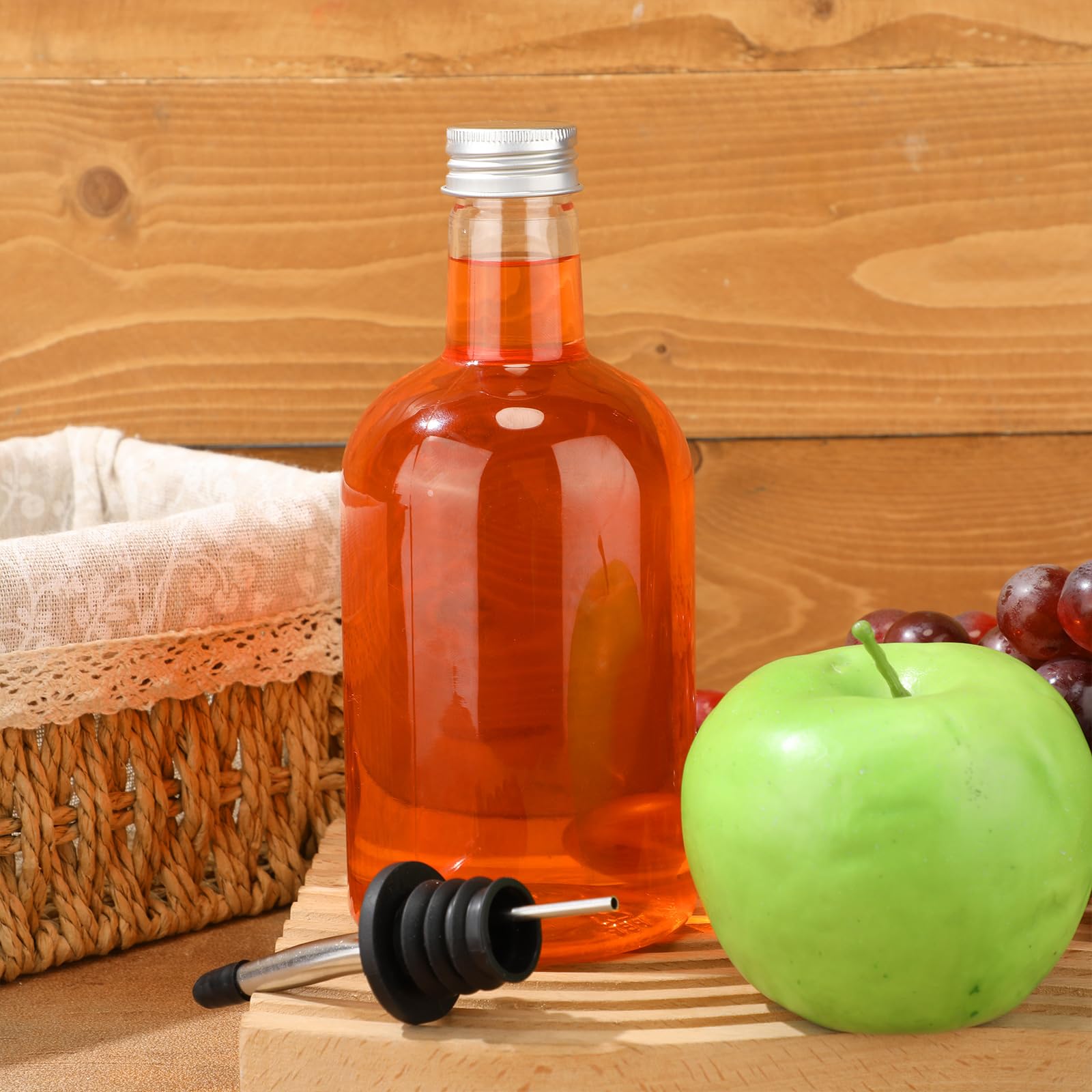 3 juegos de botellas de plástico de cuello largo de 16 onzas con vertedor y tapas, botellas de plástico para verter jugo con botella de acero inoxidable, boquilla cónica para licores y jugos, 7