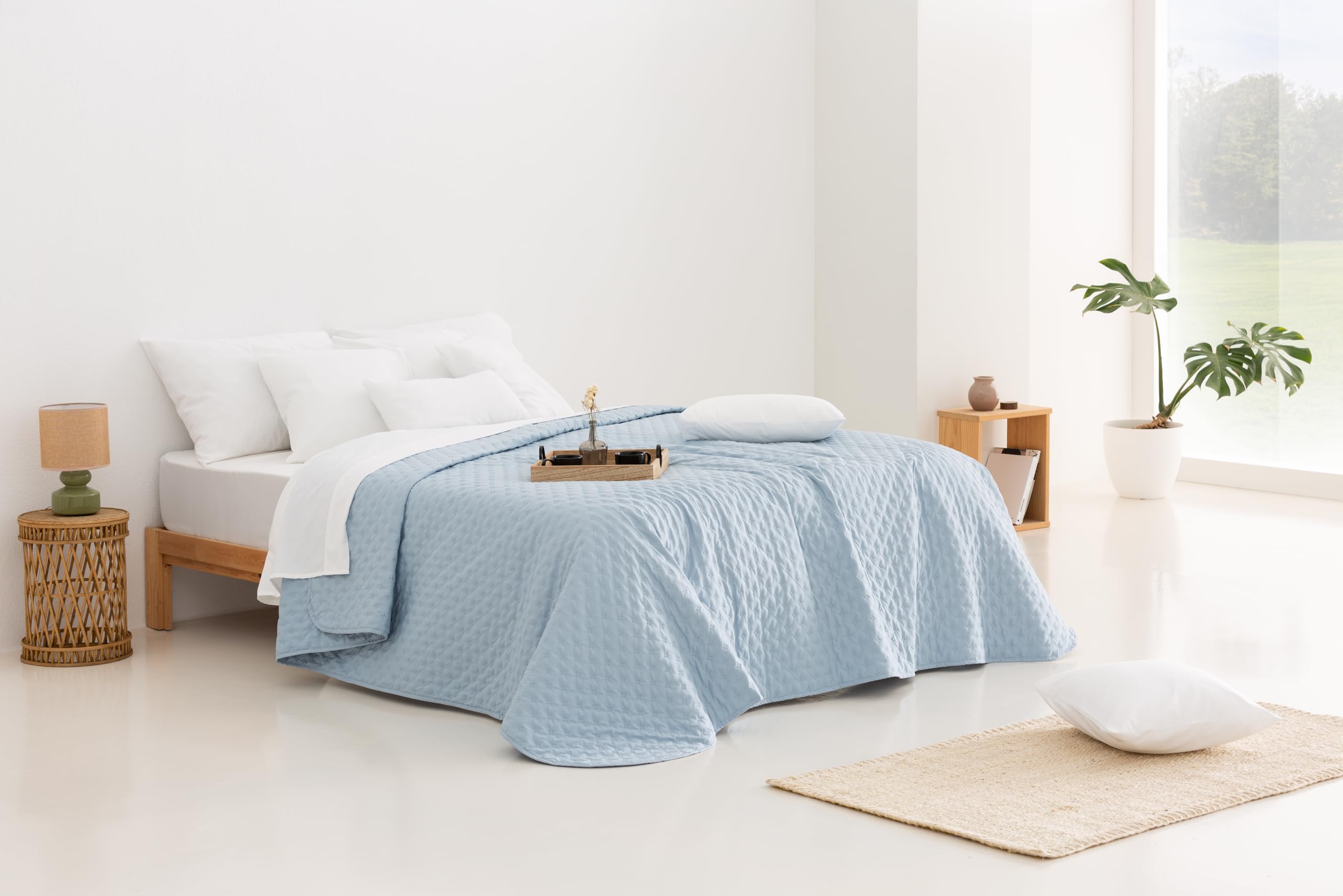Todocama Etoile - Couvre-lit boutis Fin avec Motif étoiles, pour Printemps, été, Automne et Hiver. 100% Microfibre Extra Douce - Housse de lit Multifonction pour lit de 140/150/160-250 x 260 cm