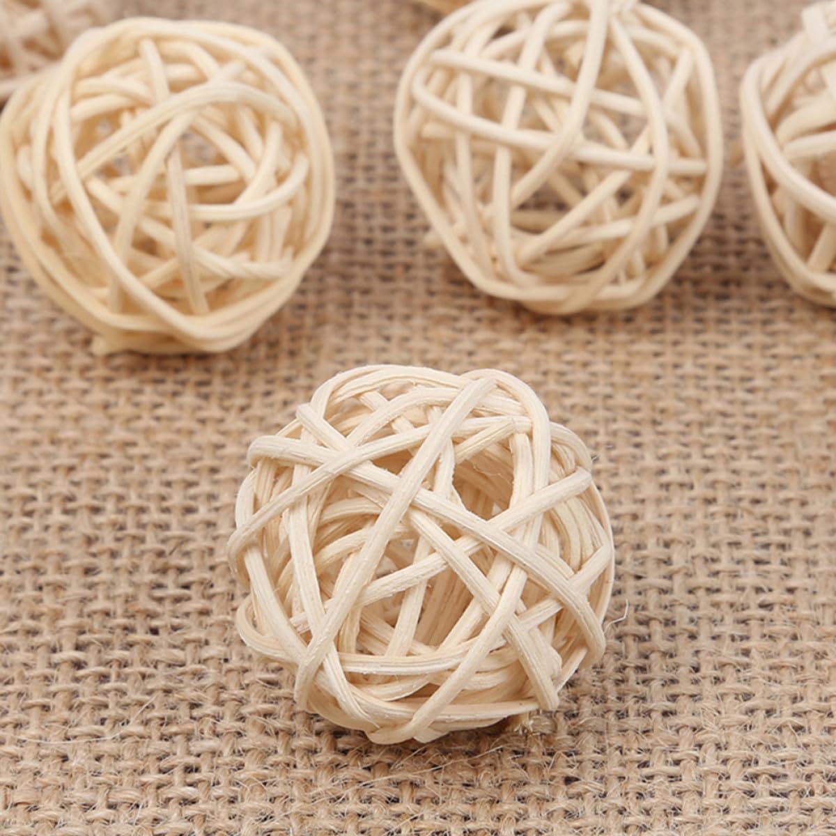 Toyvian Lot de 20 Boules de Rotin 3 Cm Naturelles Beige, Recharge Diffuseur de Parfum en Osier, Remplisseurs de Vase pour Décoration D’aromathérapie Intérieure