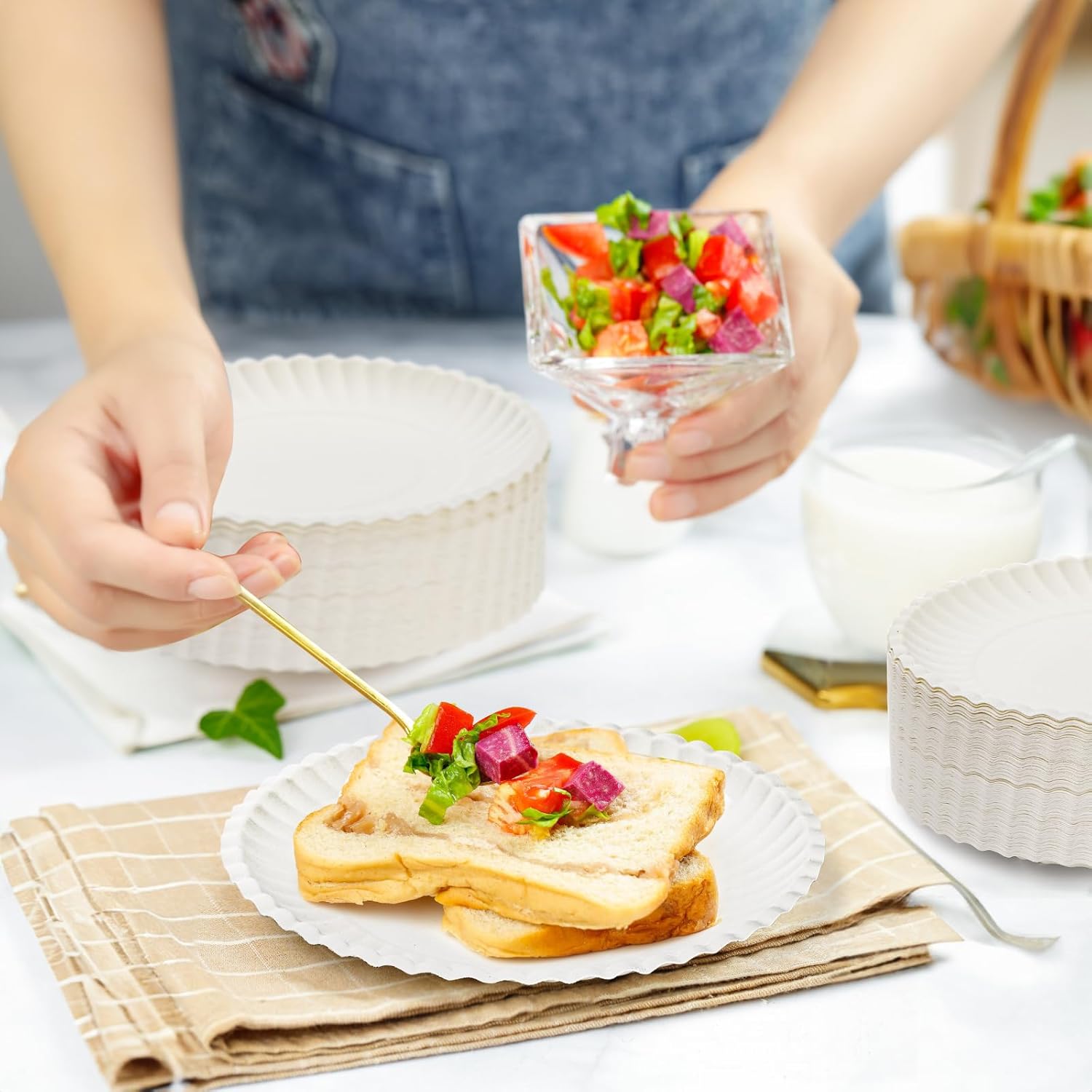 Hacaroa 1000 Pack 6 Inch Paper Plates Uncoated, Disposable Dessert Plates Bulk Cat Food Tray, Small White Cake Plates for Appetizer, Cupcake, Craft Project, Round