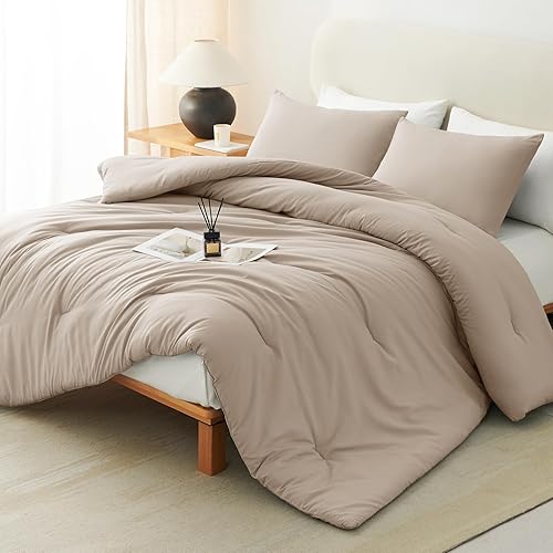 Miniatura 38 de CozyLux - Juego de edredón Queen de color gris claro, 3 piezas; juego de cama sólido, transpirable y acolchado de lujo, suave y esponjoso