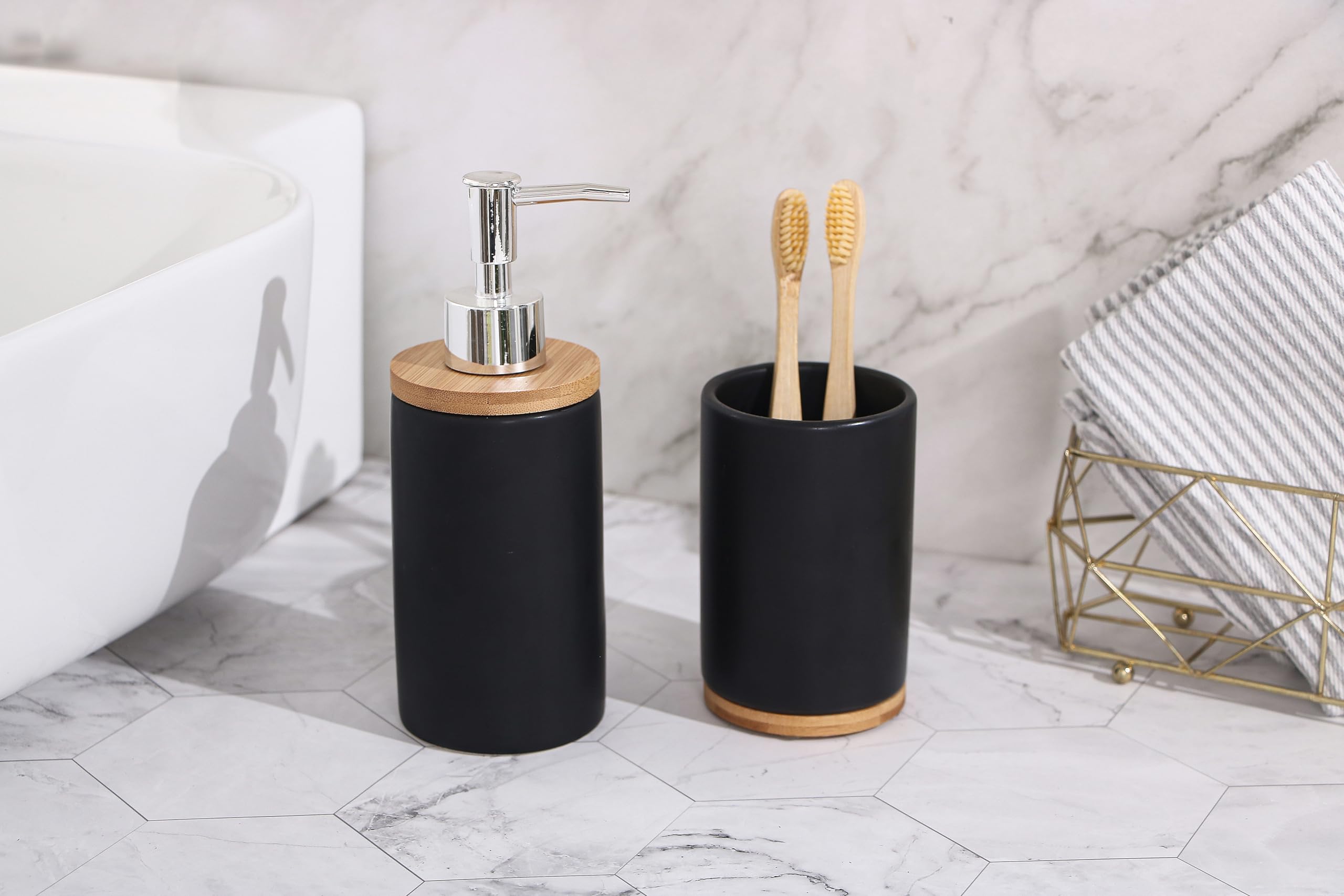 Juego de Accesorios de Baño, 4 Piezas, Negro y Bambú, Incluye Dispensador de Jabón, Portacepillos, Portaescobilla y Jabonera
