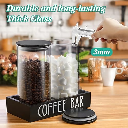 Miniatura 4 de Recipiente de café de vidrio para café molido, 2 recipientes de café de 45 onzas con tapas herméticas de bambú y bandeja negra, tarros de